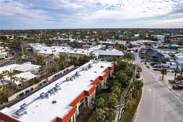 $649,500 | 145 Avenida Messina, Unit 3, Sarasota, FL 34242