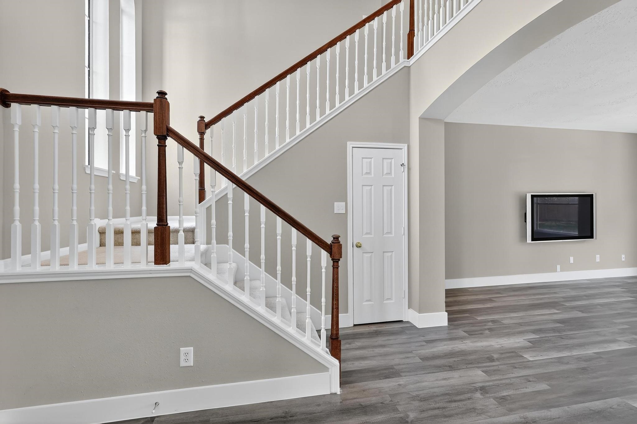 20926 Trellis Lane Houston, TX 77073 - Photo 16 of 24 a view of an entryway with wooden floor