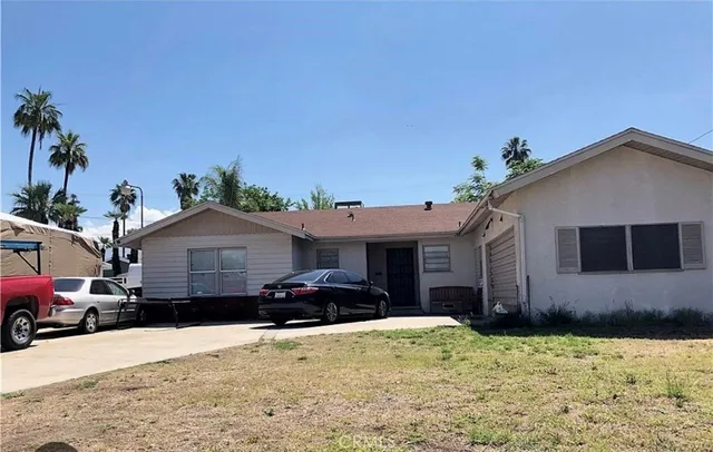 $2,600 | 3027 North Lugo Avenue, San Bernardino, CA 92404