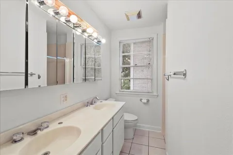 $579,900 | 89-91 Spanish Fort Boulevard, New Orleans, LA 70124