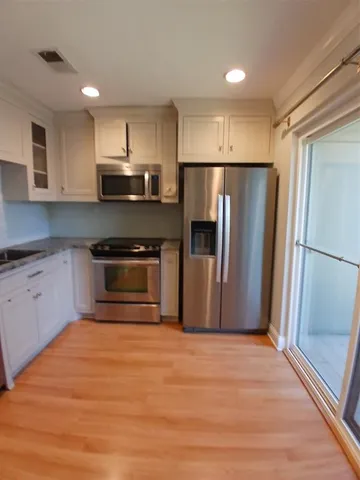 $1,250 | 5335 Bent Tree Forest Drive, Unit 279T, Dallas, TX 75248