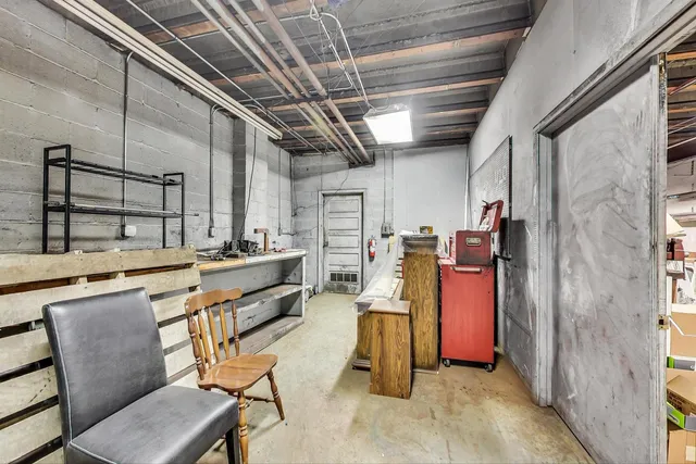 $450,000 | 2275 Sheridan Road, Zion, IL 60099