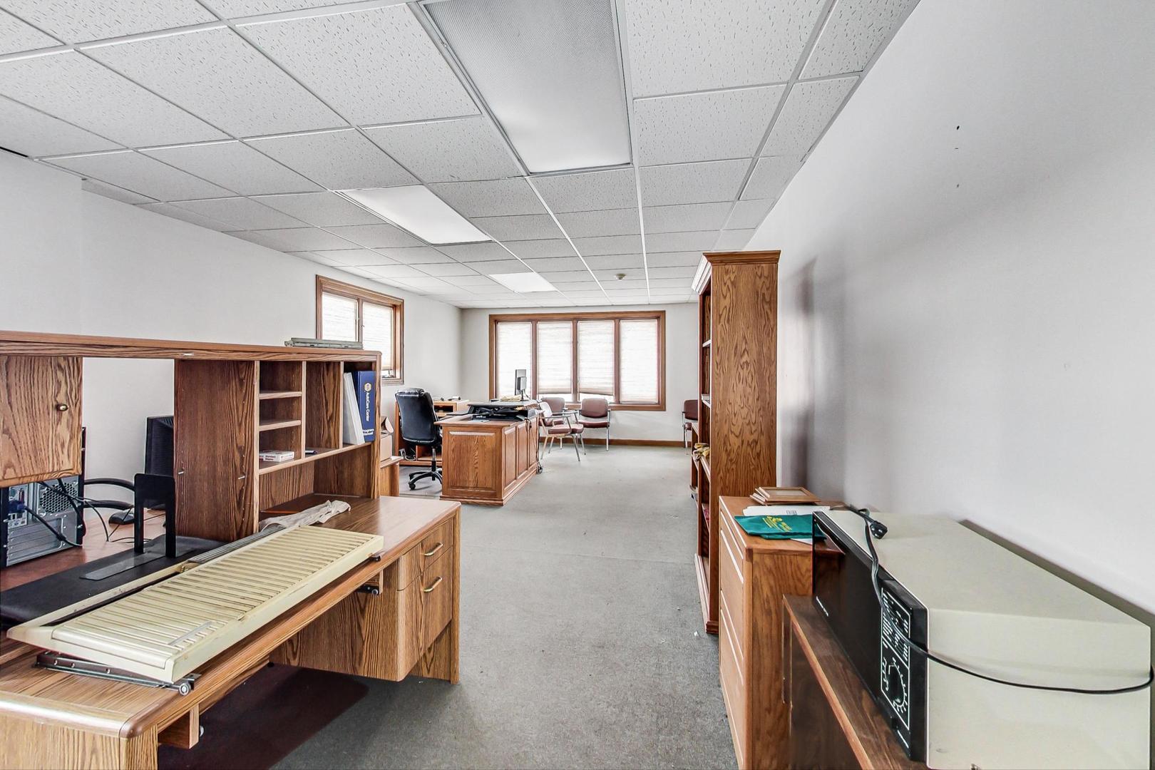 2275 Sheridan Road Zion, IL 60099 - Photo 18 of 51