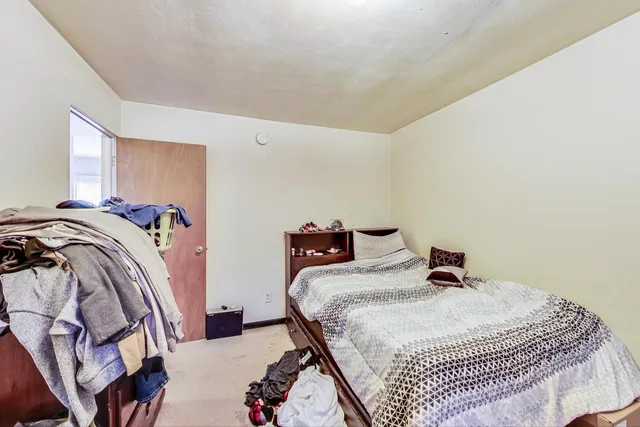 $450,000 | 2275 Sheridan Road, Zion, IL 60099