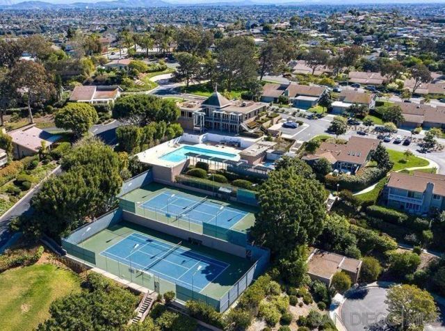 $1,390,000 | 2065 Caminito San Nicholas, La Jolla, CA 92037