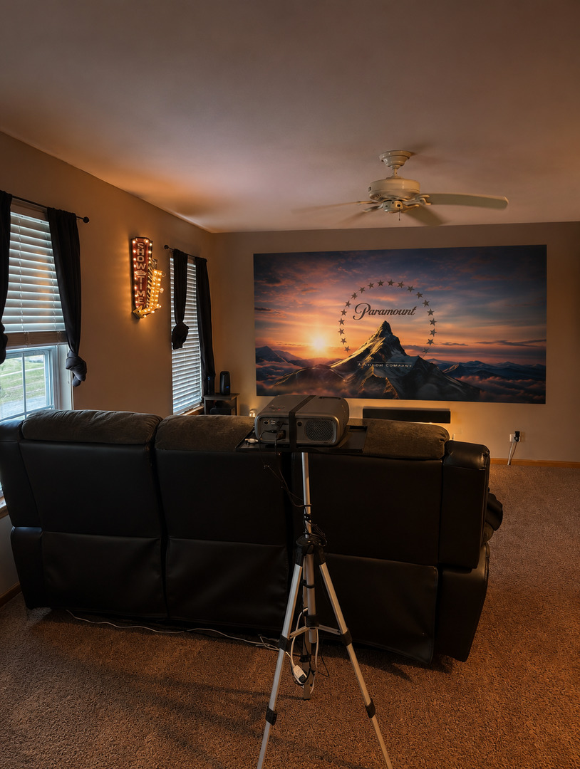 720 Ridge Drive Marengo, IL 60152 - Photo 16 of 34 a living room with furniture