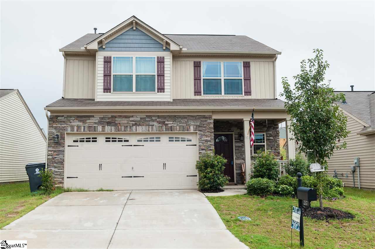 237 Riverdale Road Simpsonville, SC 29680 - Photo 1 of 36 Gallery Image 1