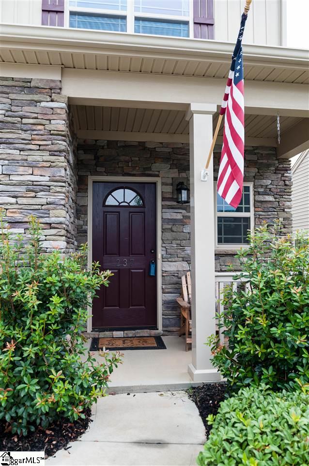 237 Riverdale Road Simpsonville, SC 29680 - Photo 2 of 36 Gallery Image 2