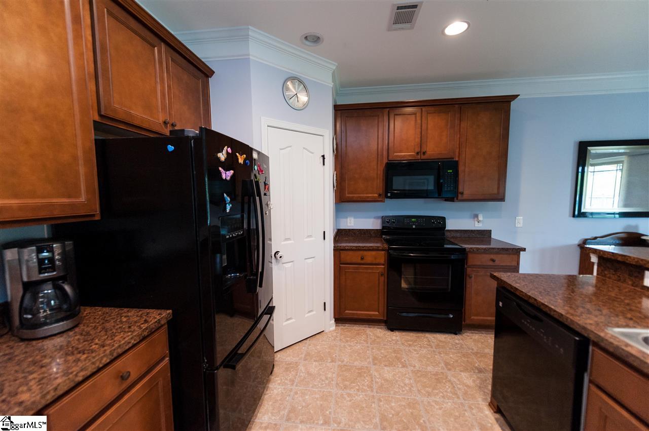 237 Riverdale Road Simpsonville, SC 29680 - Photo 13 of 36 Gallery Image 13
