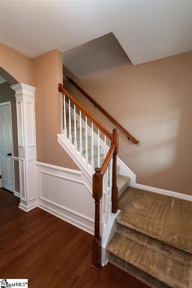 237 Riverdale Road Simpsonville, SC 29680 - Photo 3 of 36 Gallery Image 3
