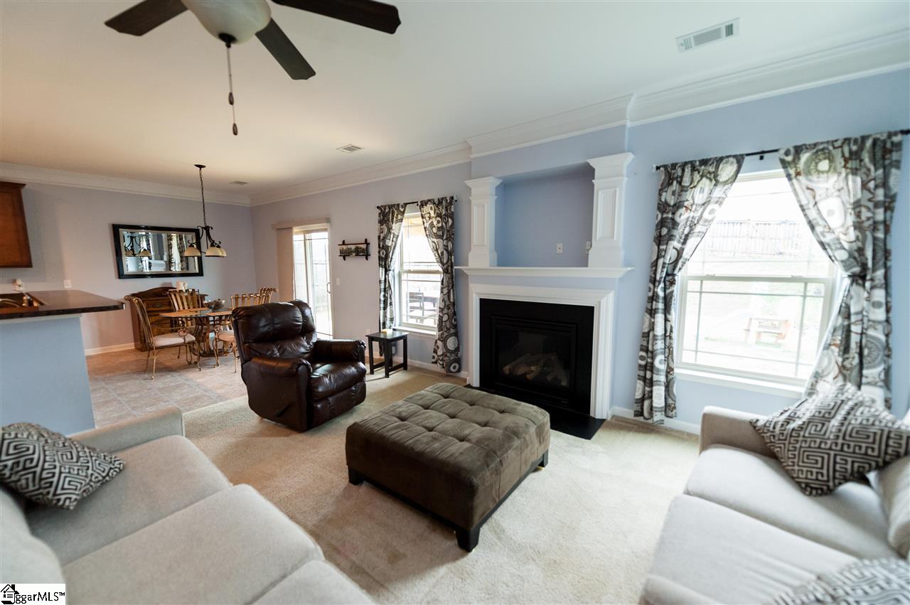 237 Riverdale Road Simpsonville, SC 29680 - Photo 6 of 36 Gallery Image 6