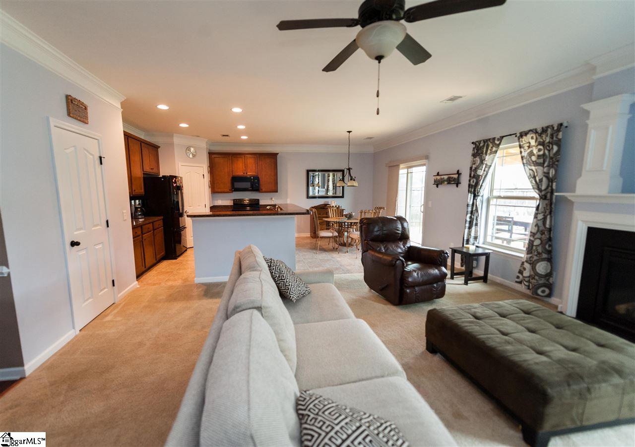 237 Riverdale Road Simpsonville, SC 29680 - Photo 7 of 36 Gallery Image 7