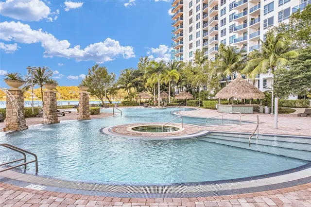 $2,900 | 2681 North Flamingo Road, Unit 1903S, Sunrise, FL 33323