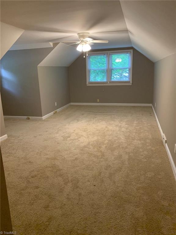 3028 Kinnamon Road Winston-Salem, NC 27104 - Photo 18 of 25 1st upstairs bedroom.