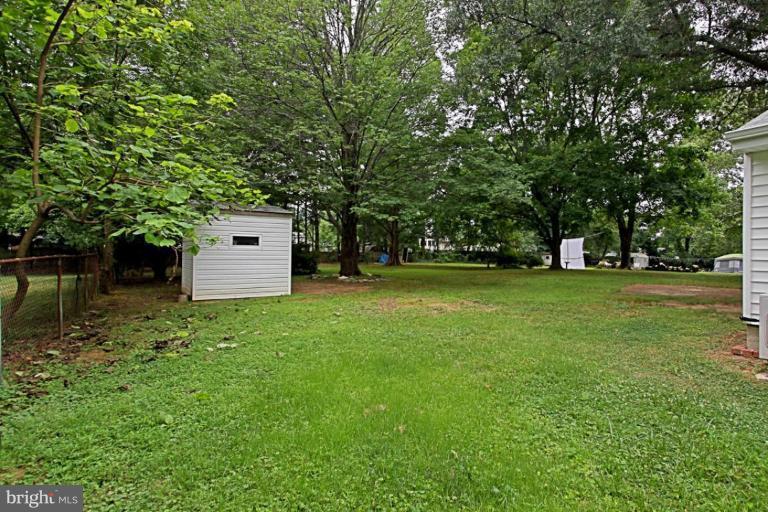 821 Snider Lane Silver Spring, MD 20905 - Photo 2 of 26 Back Yard