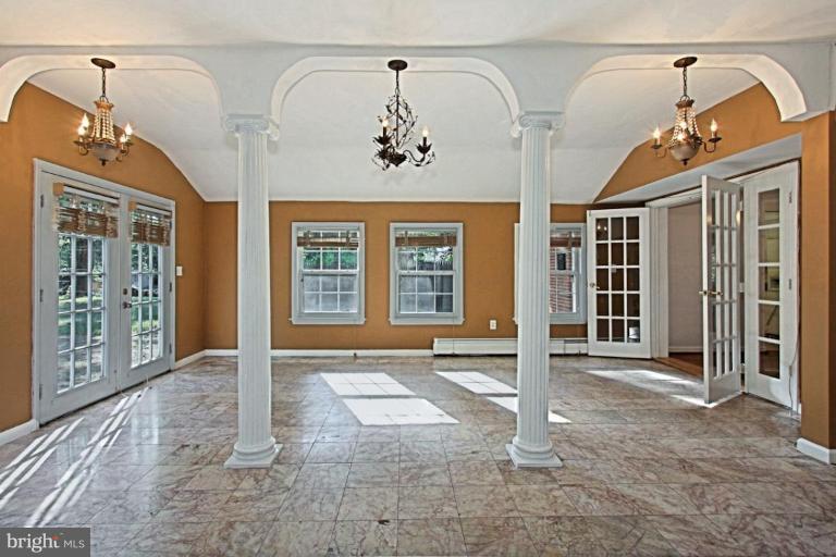 821 Snider Lane Silver Spring, MD 20905 - Photo 8 of 26 Main Level Family Room Addition