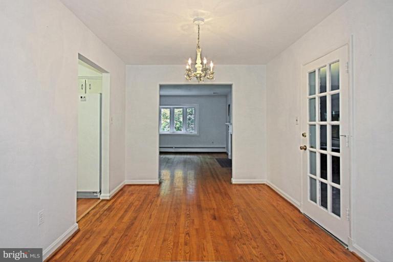 821 Snider Lane Silver Spring, MD 20905 - Photo 10 of 26 Dining Room w wood floors