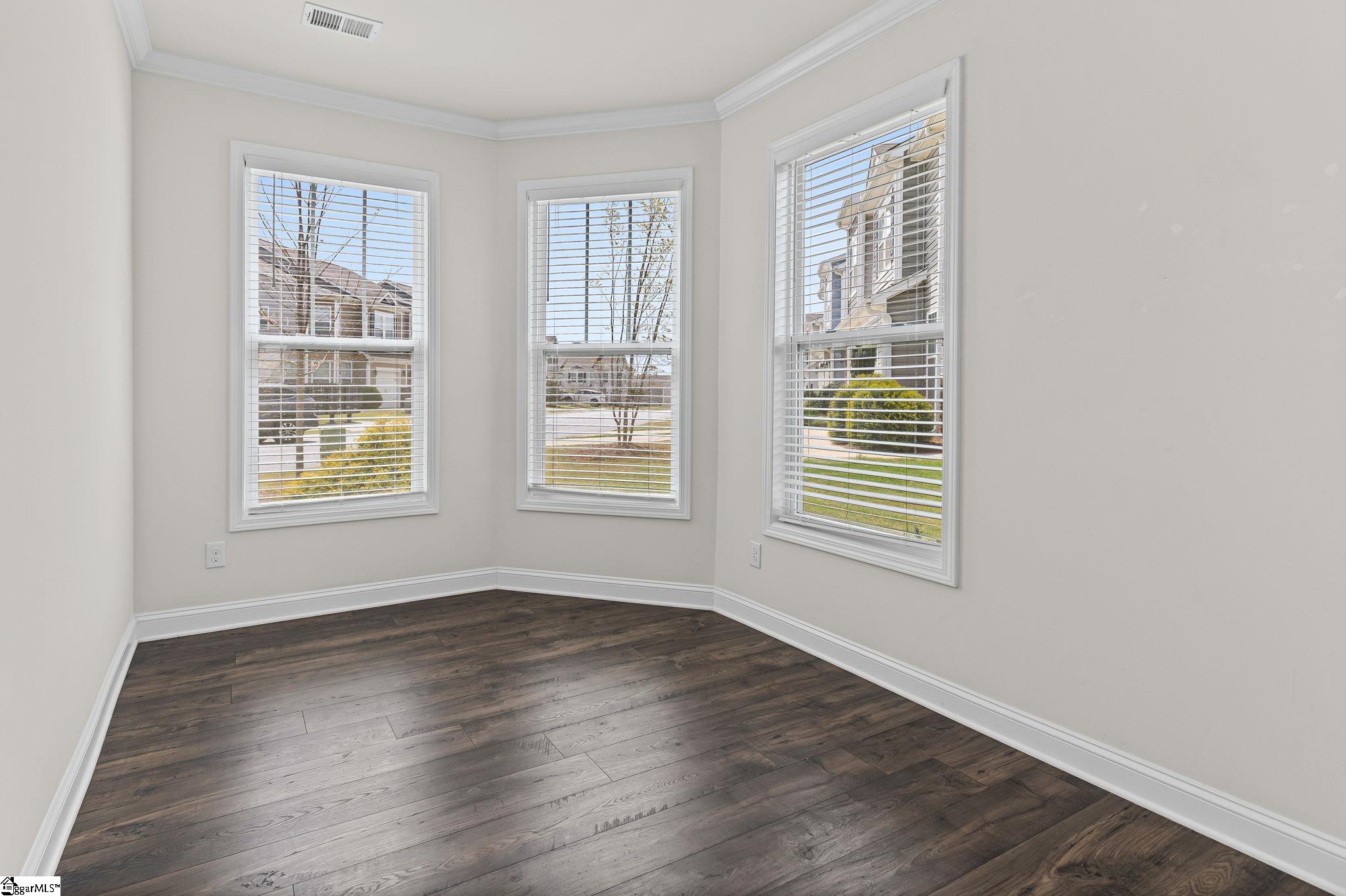 421 Yellow Fox Road Greer, SC 29650 - Photo 6 of 49