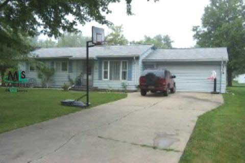 321 North Lester Street Capac, MI 48014 - Photo 1 of 4 405076.JPG