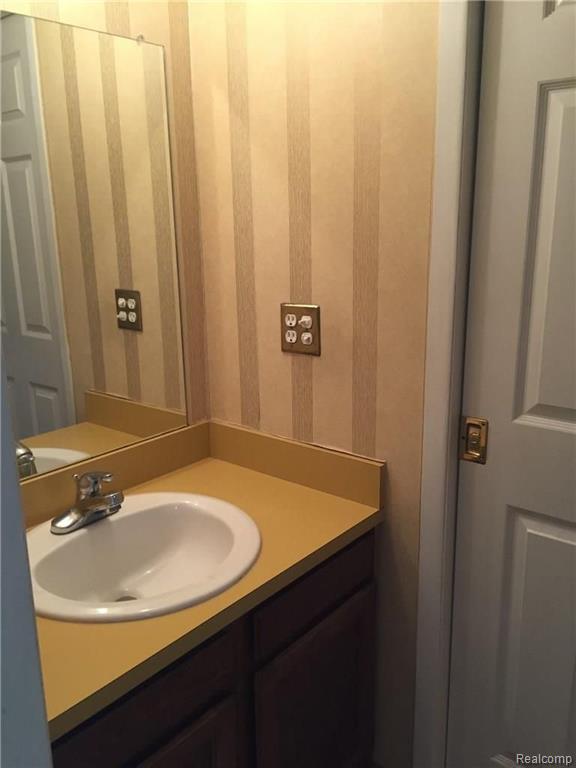 44976 North Spring Drive Canton, MI 48187 - Photo 12 of 21