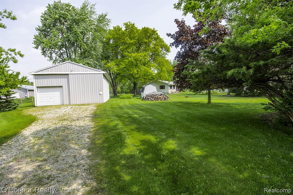 511 Range Road Smiths Creek, MI 48074 - Photo 30 of 36