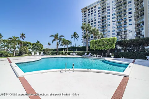 $625,000 | 1801 South Flagler Drive, Unit 1708, West Palm Beach, FL 33401