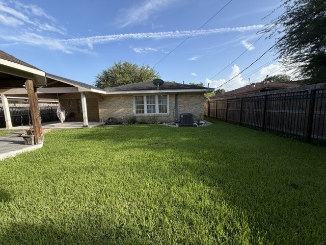 402 Dunwick Lane Pasadena, TX 77502 - Photo 9 of 9