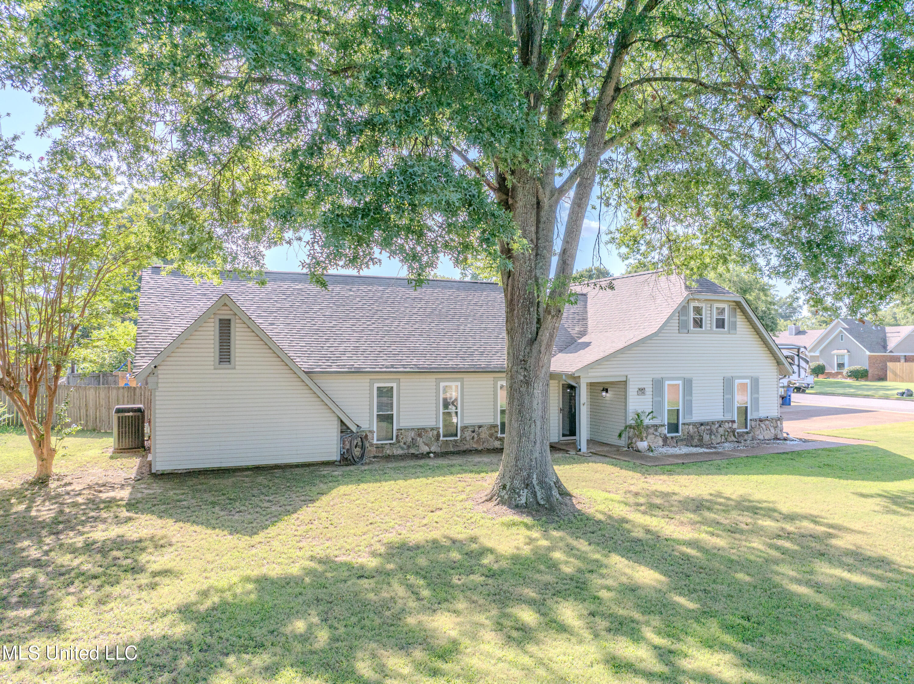 7341 Kingcrest Road Olive Branch, MS 38654 - Photo 1 of 25 Front Elevation of Home