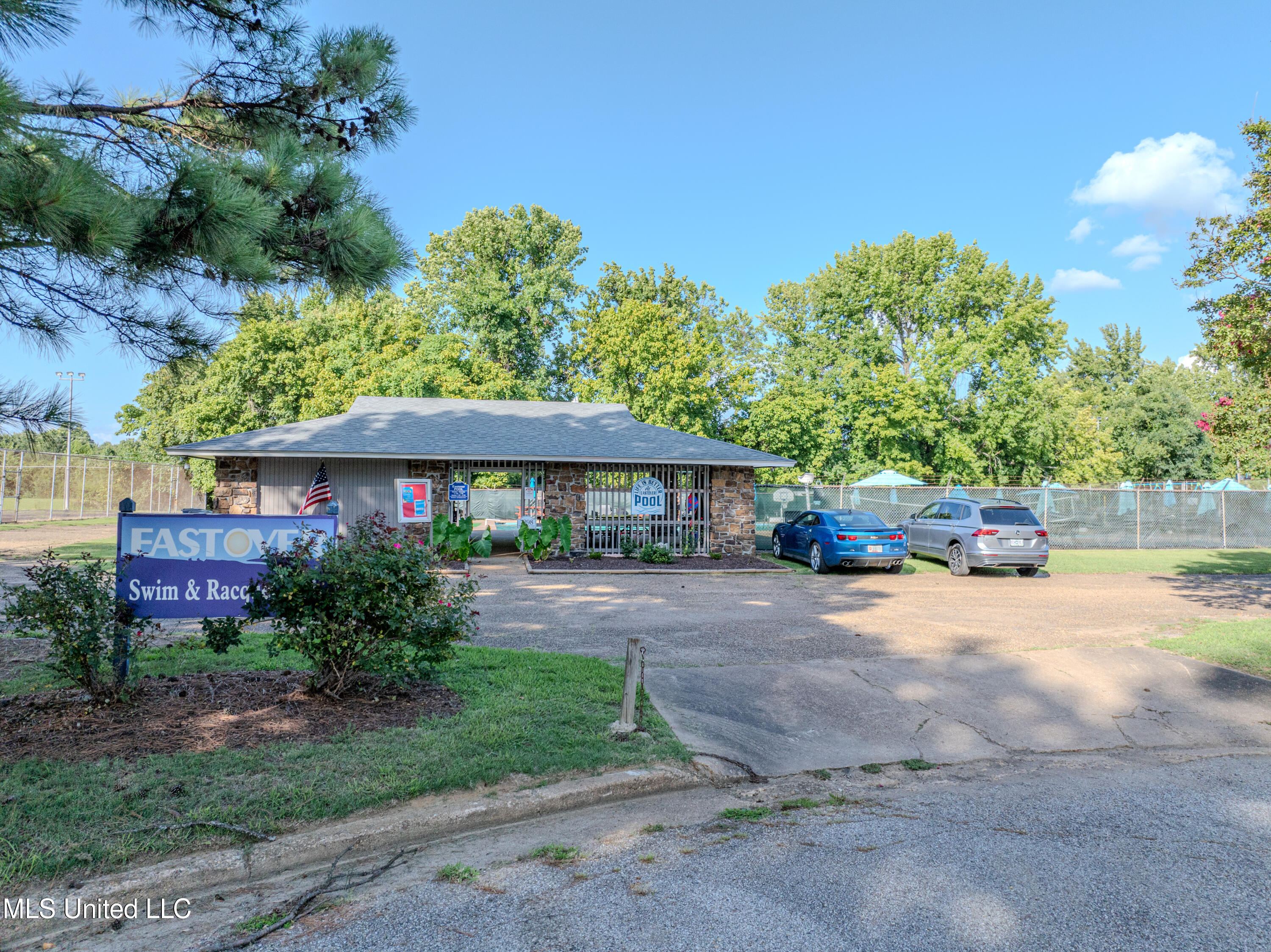 7341 Kingcrest Road Olive Branch, MS 38654 - Photo 23 of 25 Neighborhood Community Center