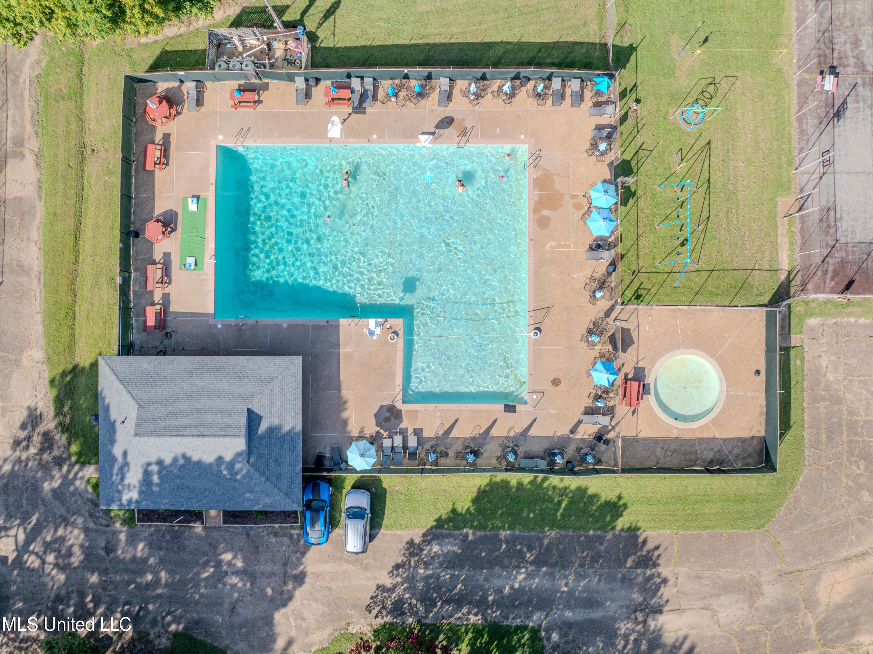 7341 Kingcrest Road Olive Branch, MS 38654 - Photo 25 of 25 Neighborhood pool aerial