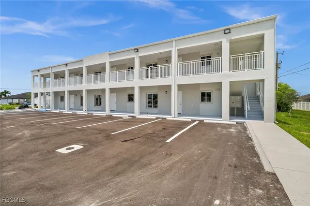 a view of building with a street