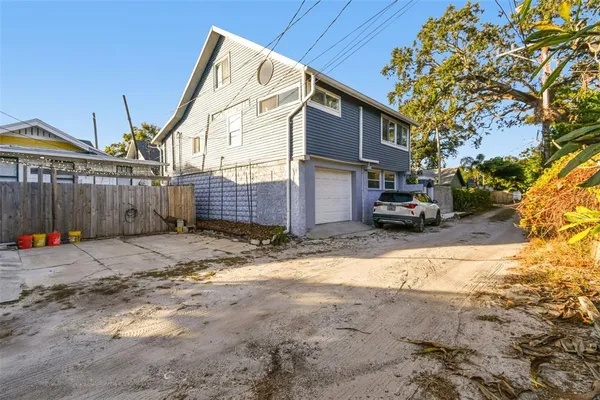 $999,500 | 945 11th Street North, St. Petersburg, FL 33705