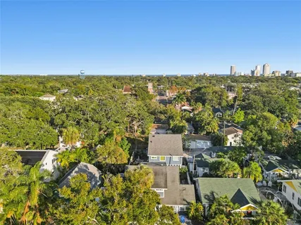 $999,500 | 945 11th Street North, St. Petersburg, FL 33705