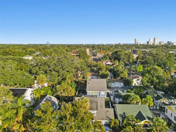$999,500 | 945 11th Street North, St. Petersburg, FL 33705