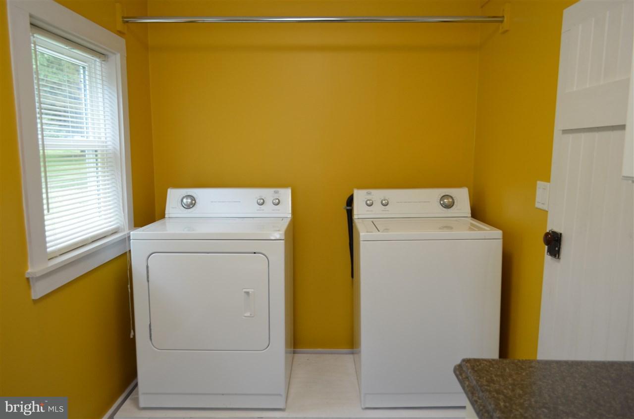 1793 Ridgewood Road York, PA 17406 - Photo 3 of 9 Gallery Image 3