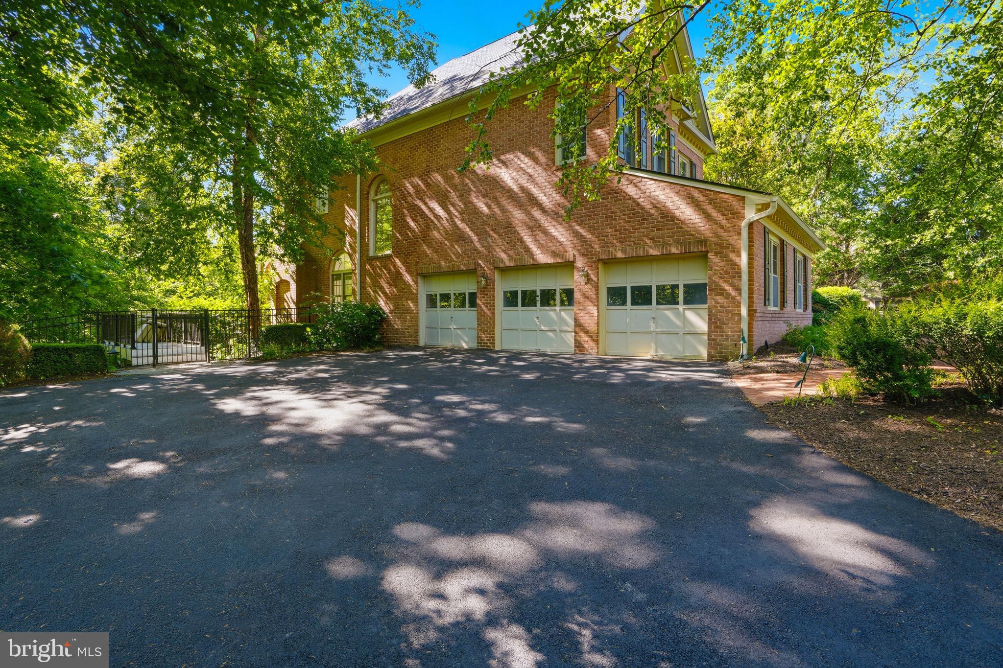 891 Chinquapin Road McLean, VA 22102 - Photo 78 of 78 3 Car Garage