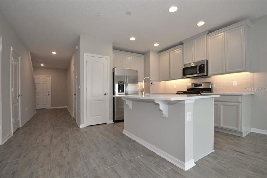 224 Rustic Loop Sanford, FL 32771 - Photo 4 of 39 Gallery Image 4