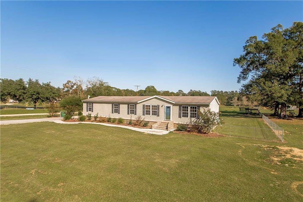 47370 Casey Road Hammond, LA 70401 - Photo 2 of 25 Gallery Image 2