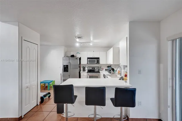 $4,000 | 898 Northwest 131st Avenue, Miami, FL 33182