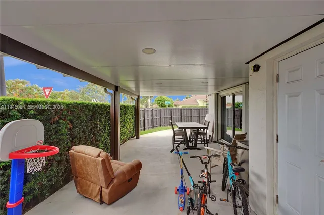 $4,000 | 898 Northwest 131st Avenue, Miami, FL 33182