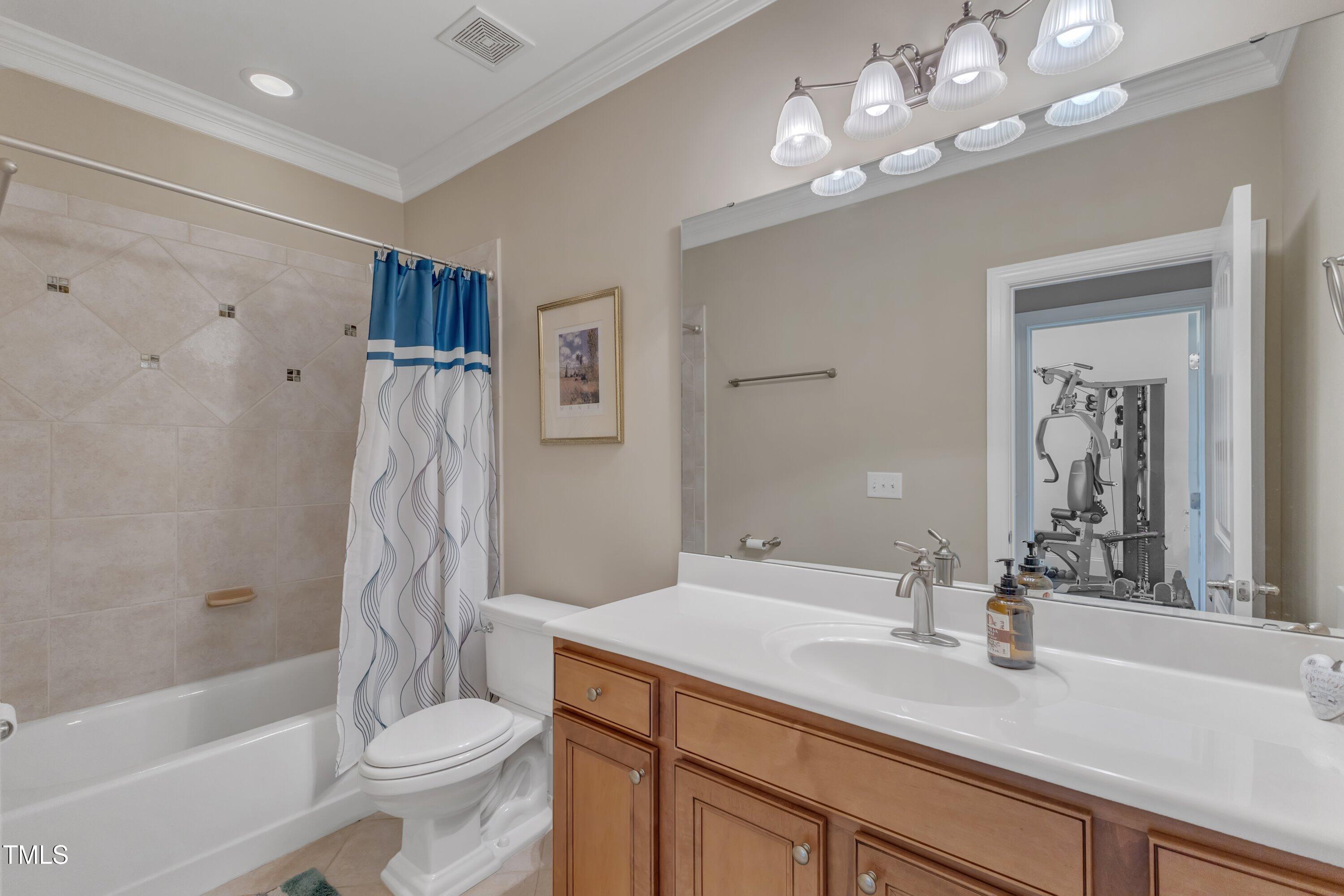 3824 Laurel Hills Road Raleigh, NC 27612 - Photo 42 of 55 Full Bathroom