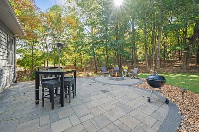 $699,000 | 1560 Stonecreek Drive, Niles, MI 49120