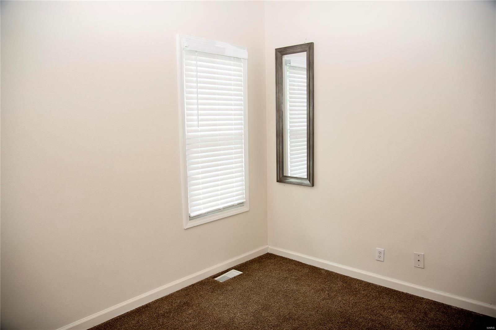 113 West 3rd Street Roxana, IL 62084 - Photo 15 of 32