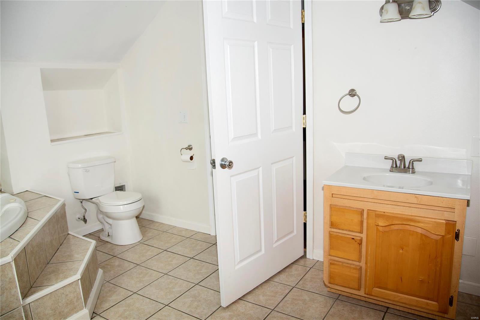 113 West 3rd Street Roxana, IL 62084 - Photo 20 of 32