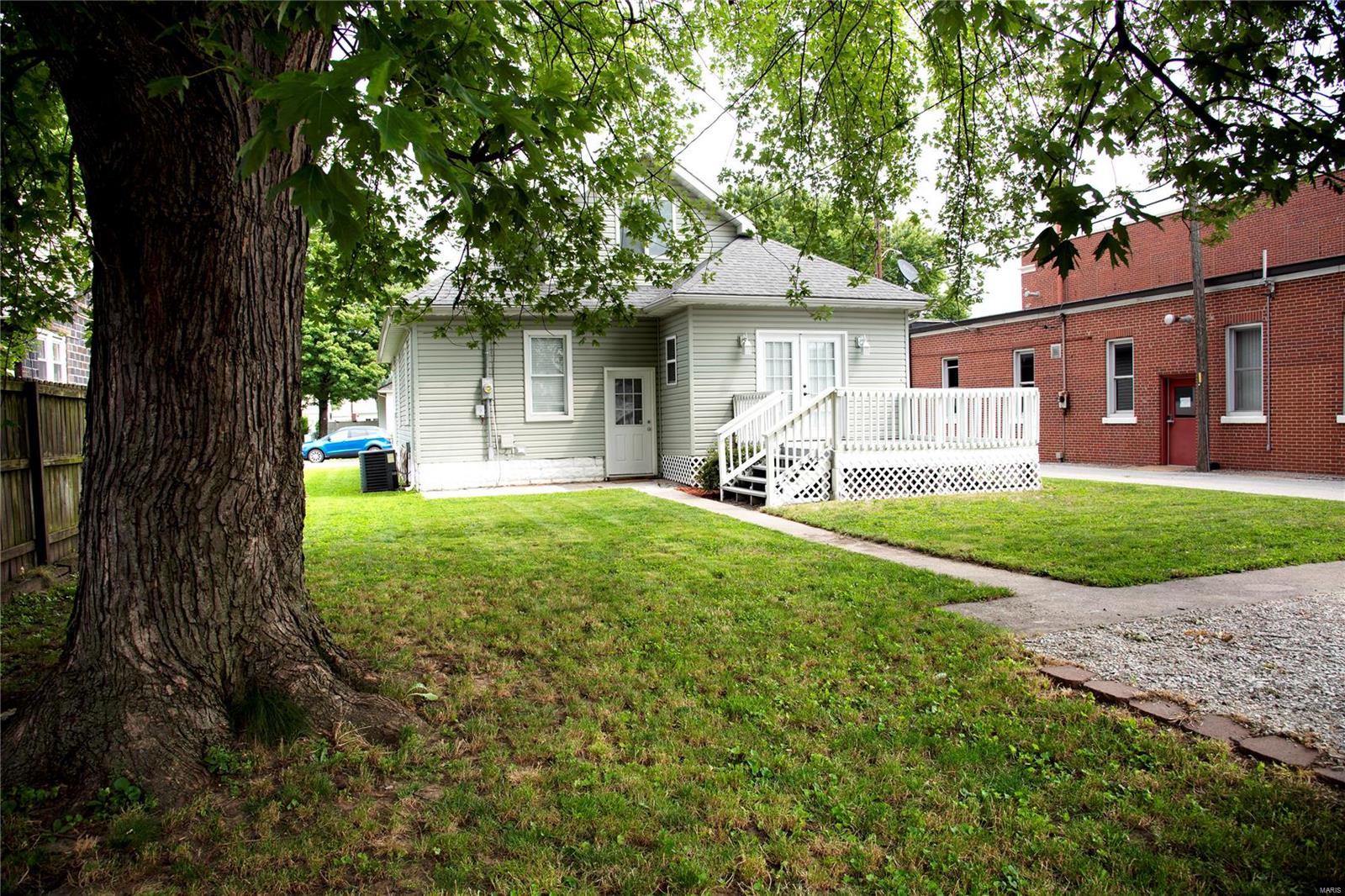 113 West 3rd Street Roxana, IL 62084 - Photo 30 of 32
