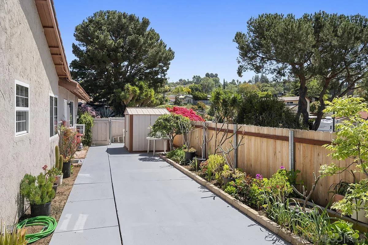 10121 Rayline Way Spring Valley, CA 91977 - Photo 21 of 25 Gallery Image 21