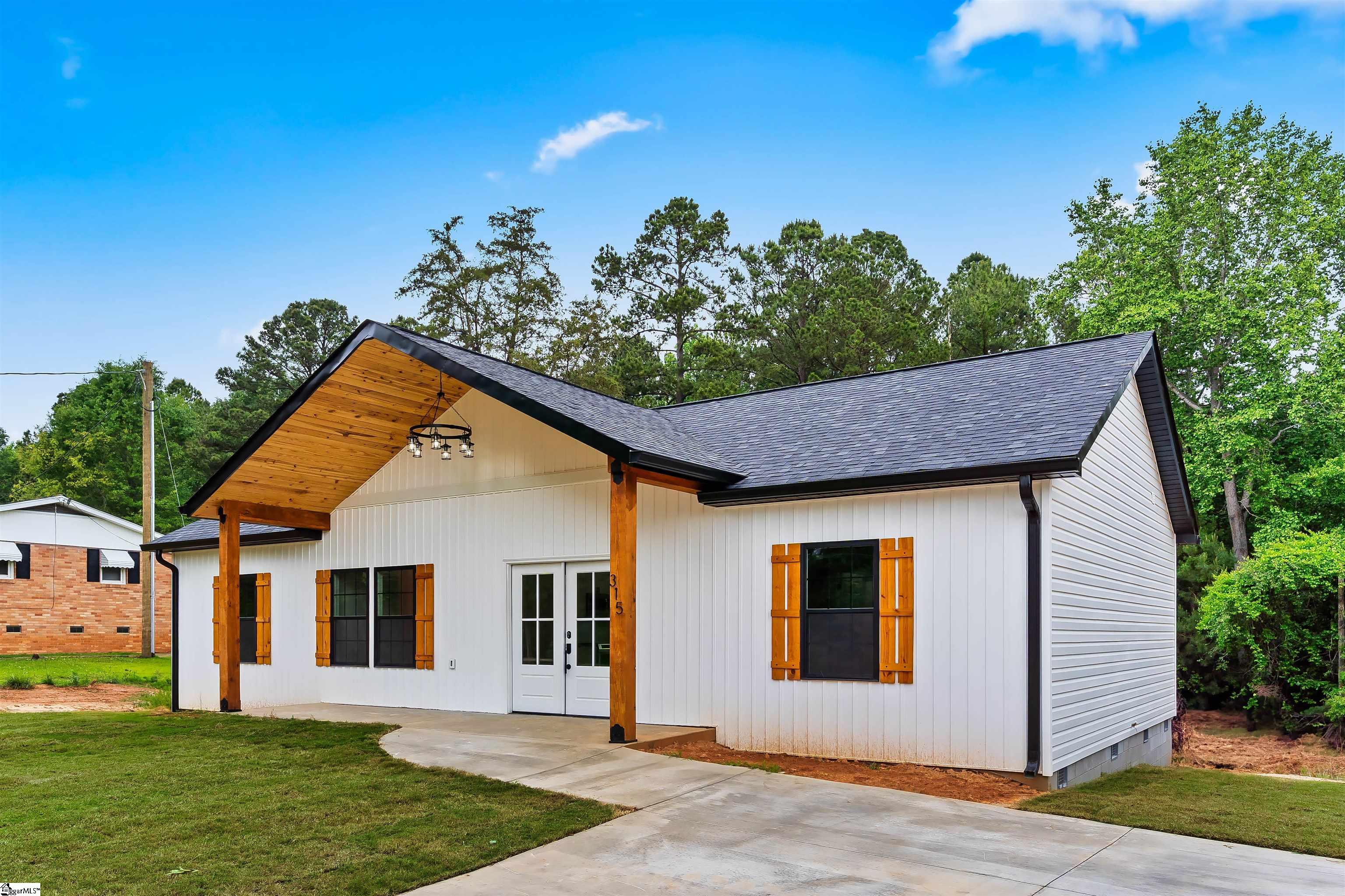 315 Seigler Road Union, SC 29379 - Photo 2 of 30