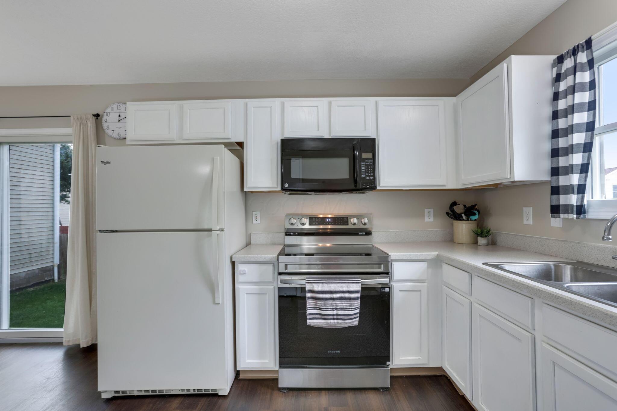 405 Ruffin Drive Galloway, OH 43119 - Photo 17 of 70