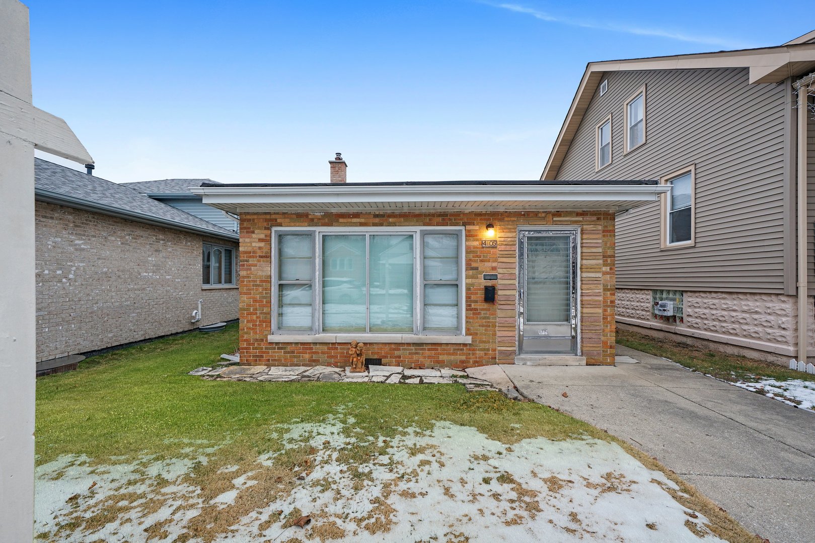 4105 Maple Avenue Stickney, IL 60402 - Photo 2 of 35
