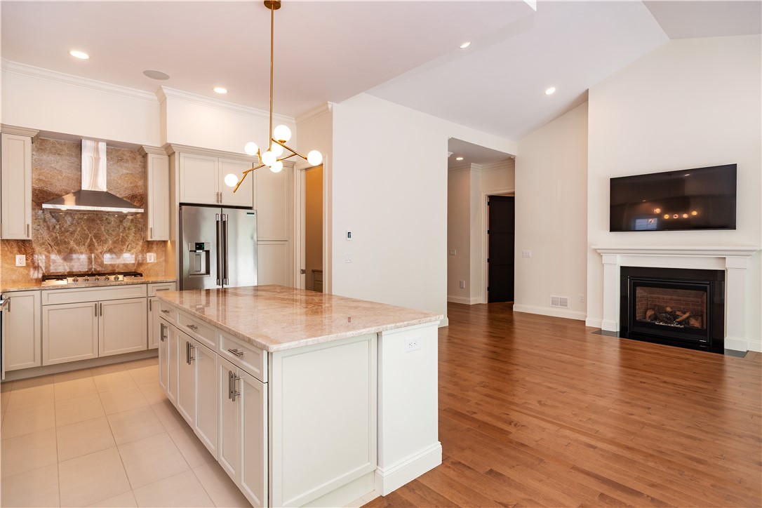 15 Hampton Road, Unit 20 Coventry, RI 02816 - Photo 18 of 50
